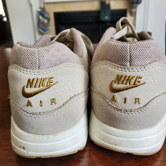 Nike Taupe and White Sneakers - Picture 2 of 16